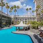 Los Angeles Airport Marriott